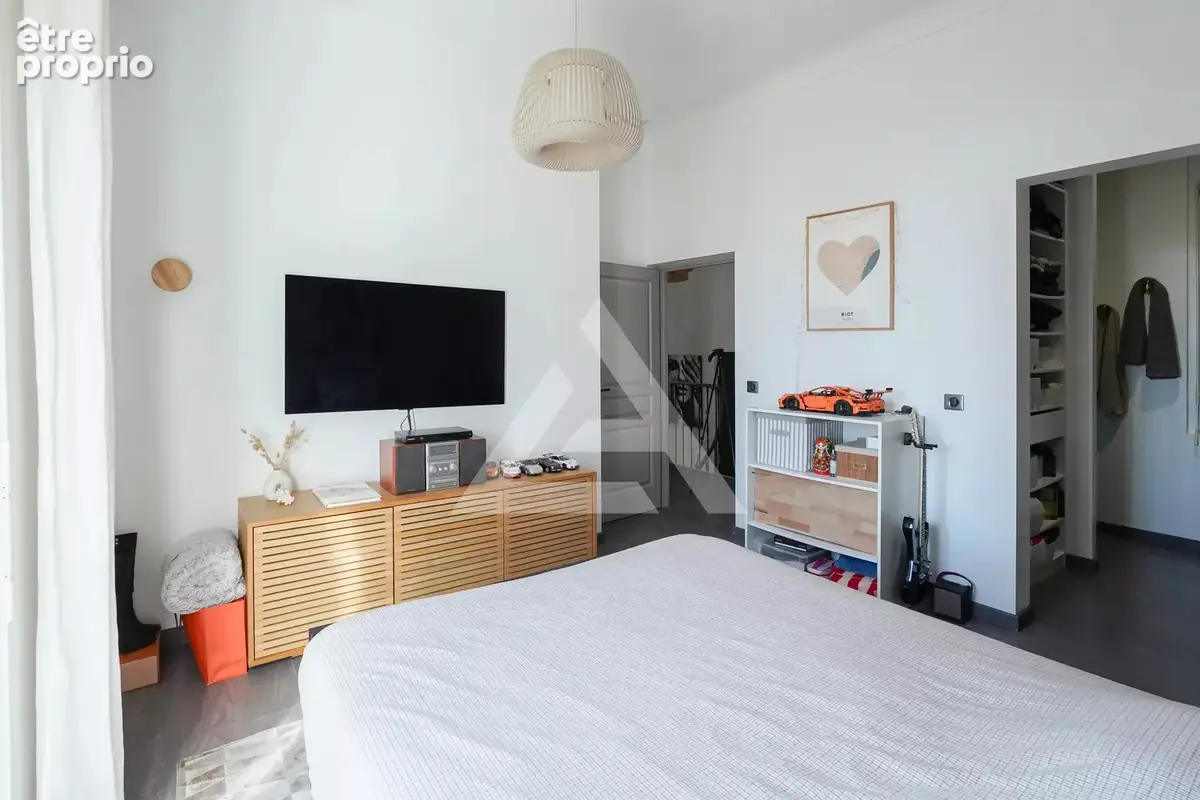 Villa  avec piscine - beausoleil - garage et parking - photo 12