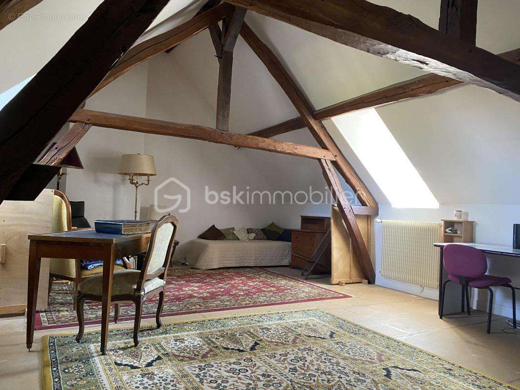 **Charmante Maison Ancienne au Cœur d'Anet – Calme et Authenticité à 1h30 de Paris** - photo 13