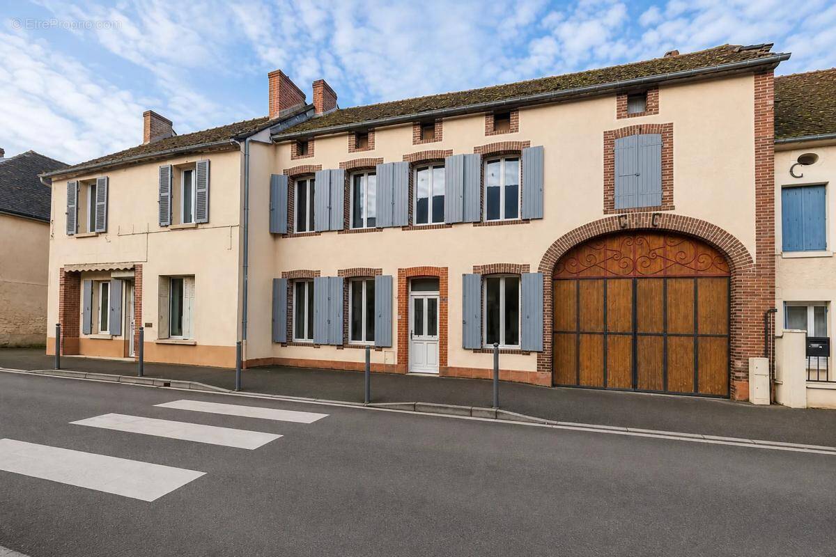 Maison à VENIZY