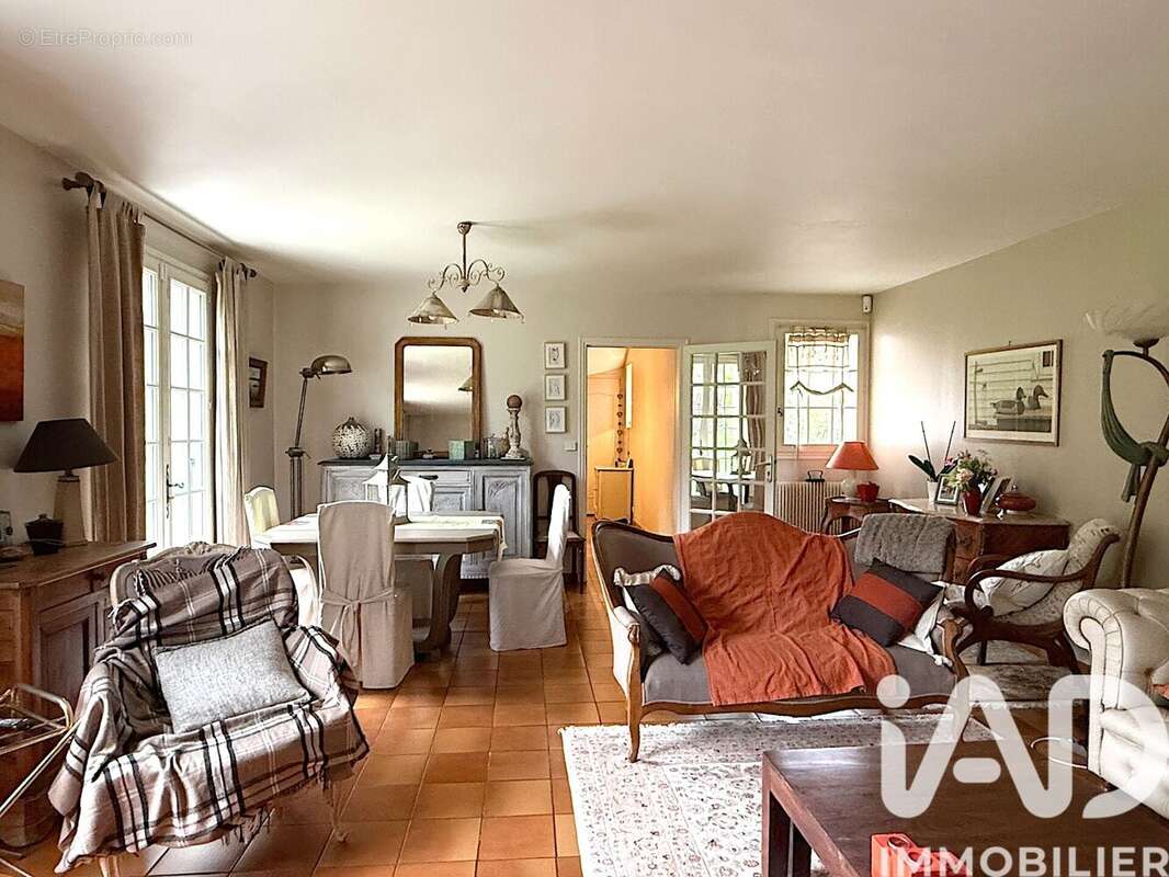 Photo 4 - Maison à MONTFORT-L'AMAURY