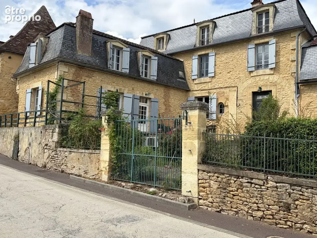 Maison à COUX-ET-BIGAROQUE