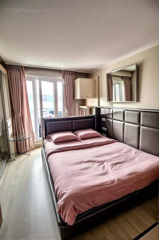 Appartement à LE BLANC-MESNIL