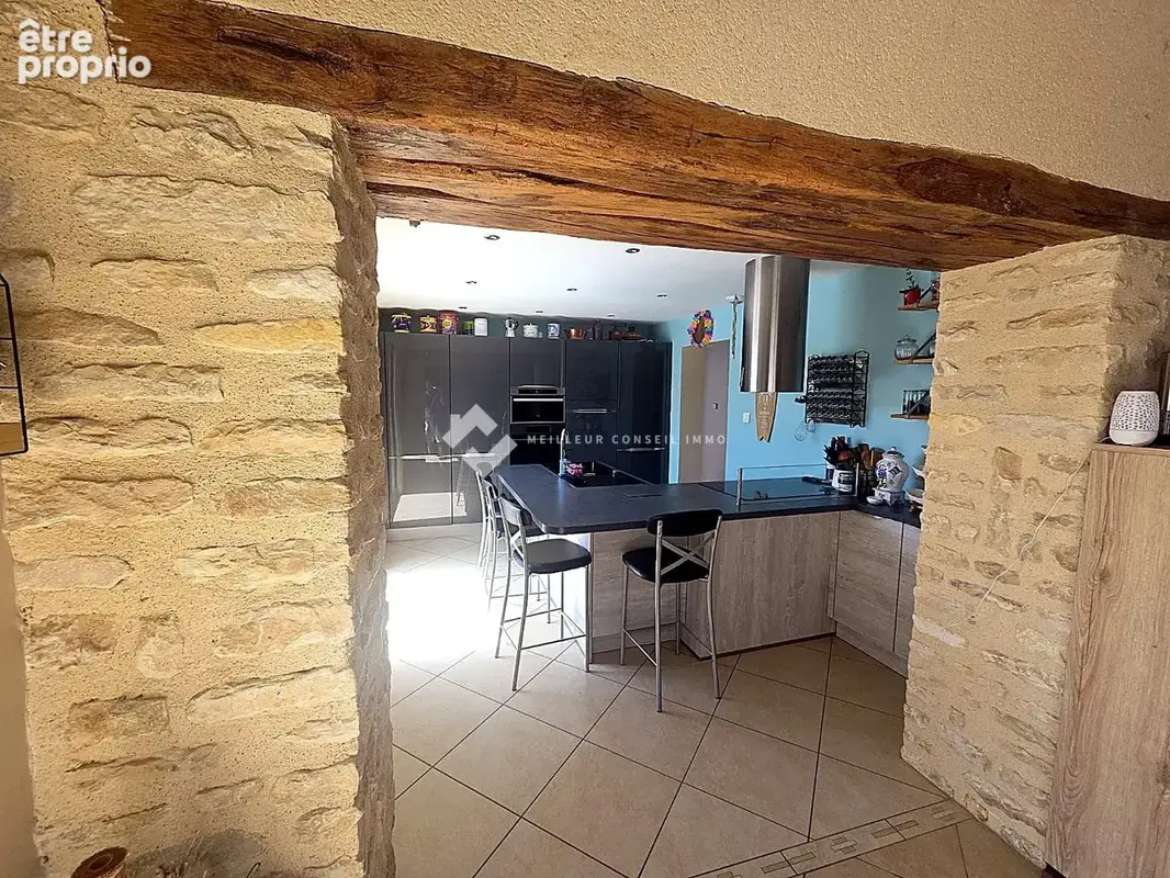 Maison 6 pièces 147 m² à vendre à Quincay (86190) - photo 4