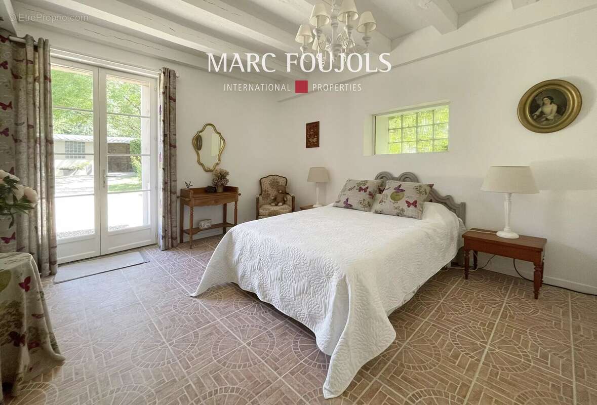 Maison à FONTAINEBLEAU