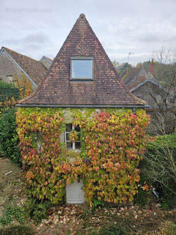 Maison à CHAMPAGNE-SUR-VINGEANNE