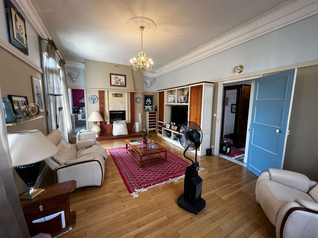 Maison à CHATELLERAULT