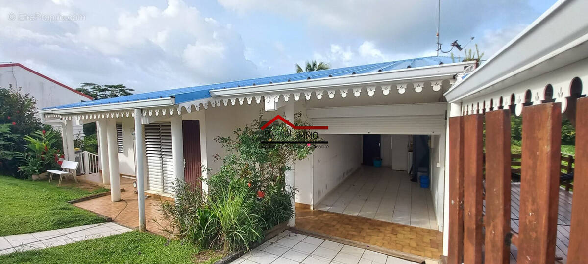 Maison à SAINT-JOSEPH