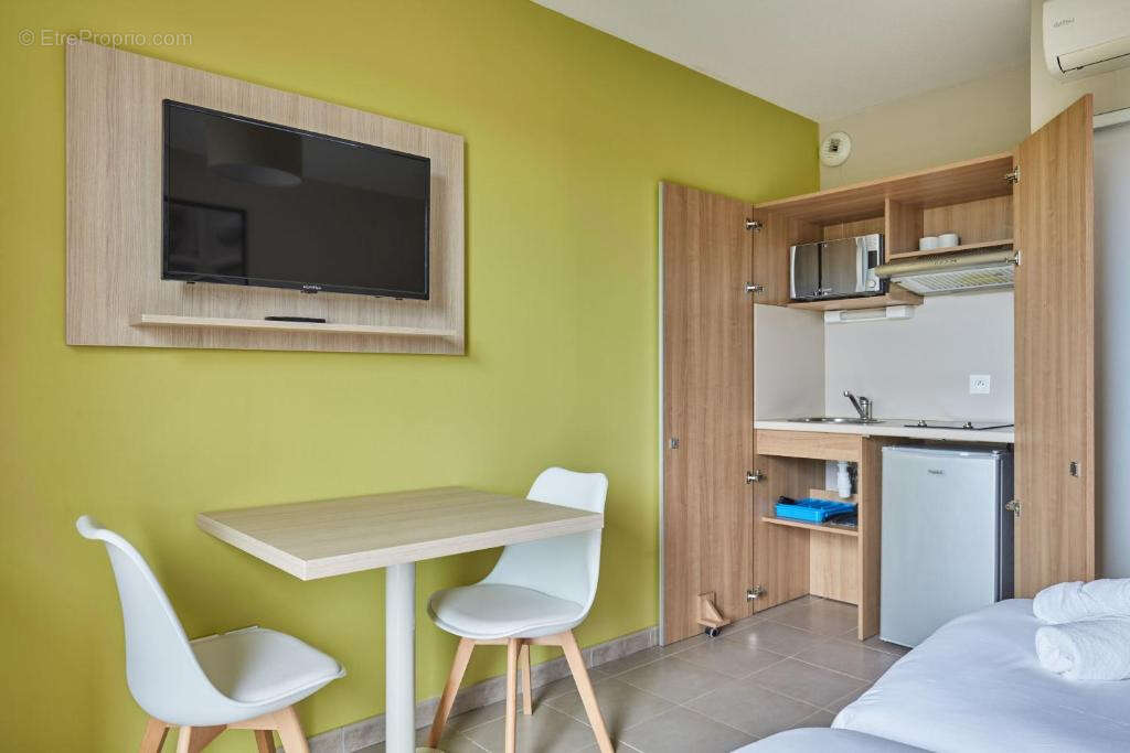 Appartement à LA LONDE-LES-MAURES