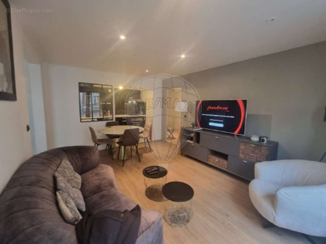 Appartement à LEVALLOIS-PERRET