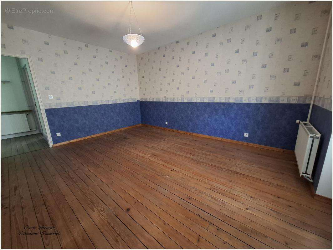 À VENDRE – Maison individuelle 6 pièces avec de beaux volumes et grenier aménageable à Châtenois (88) - photo 11