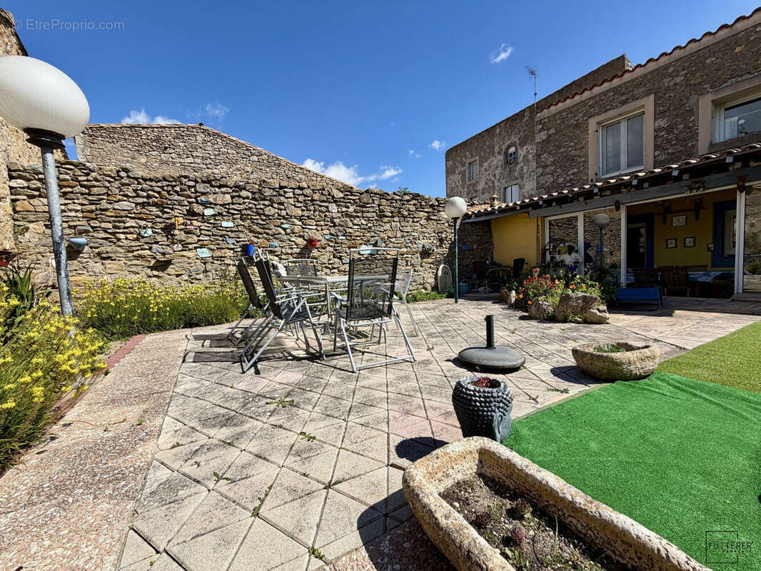 Maison à FABREZAN