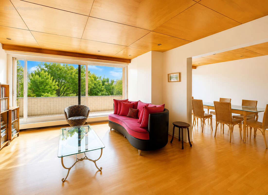 Appartement à VERRIERES-LE-BUISSON