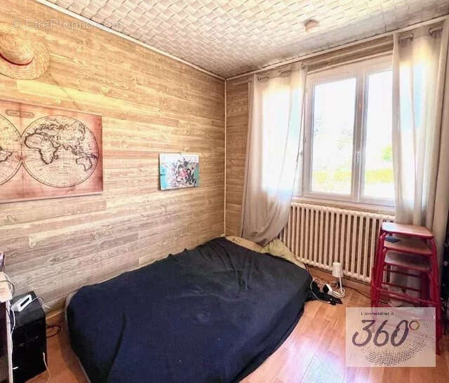 Maison familiale de 111 m2 avec jardin clos   À Cousance, entre nature et commodités - photo 14