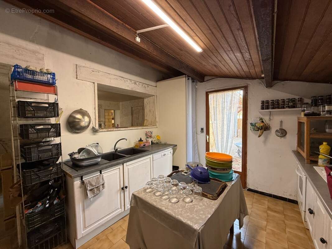 Maison à PRESSIGNAC-VICQ