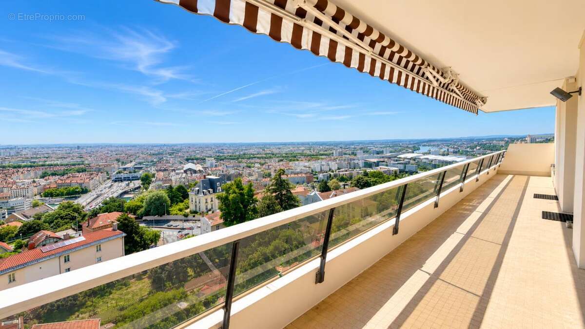 Appartement à LYON-5E