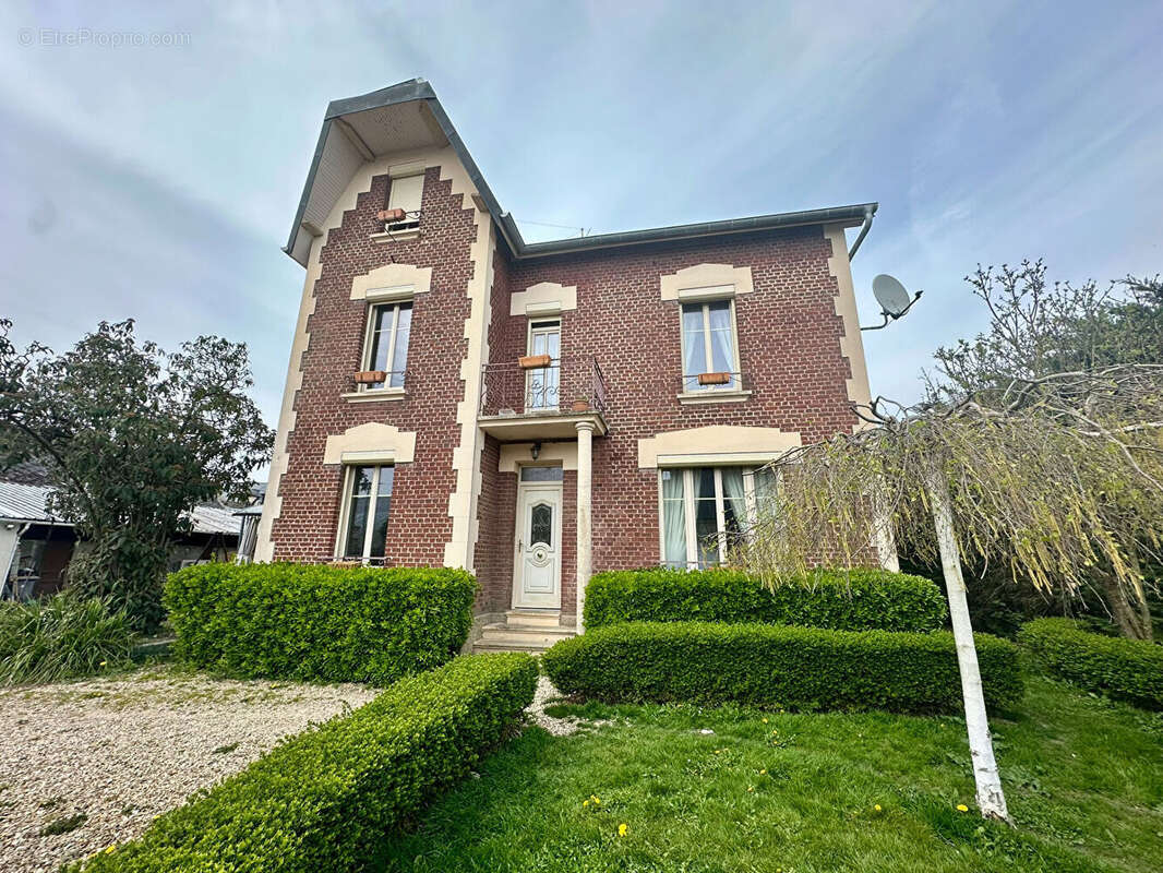 Maison à ANGUILCOURT-LE-SART