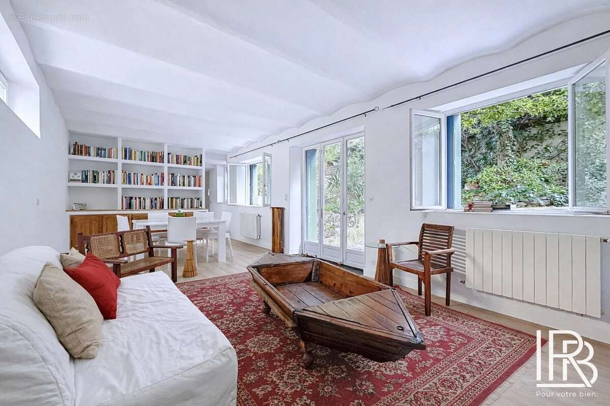 Maison à MARSEILLE-7E