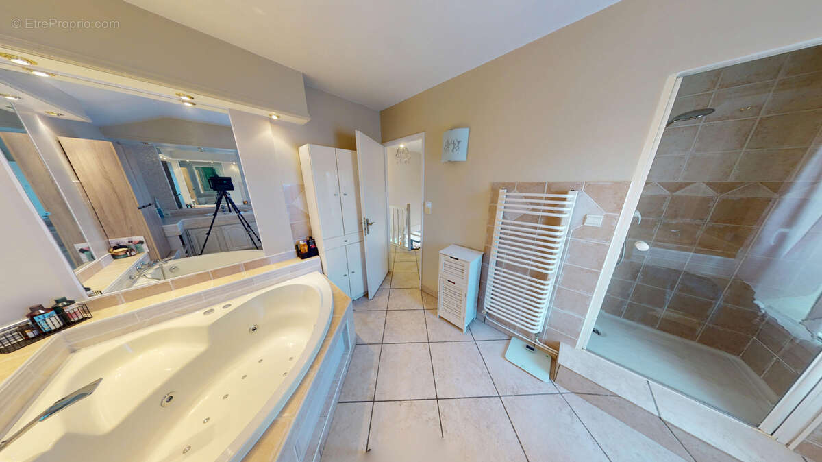 Maison à VENISSIEUX