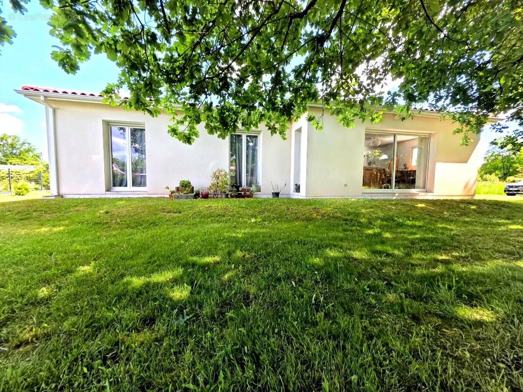 Maison à VERTHEUIL