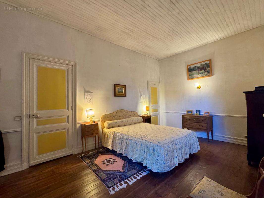 Demeure de charme du XIXᵉ siècle avec dépendances et chais – Île d’Oléron - photo 15
