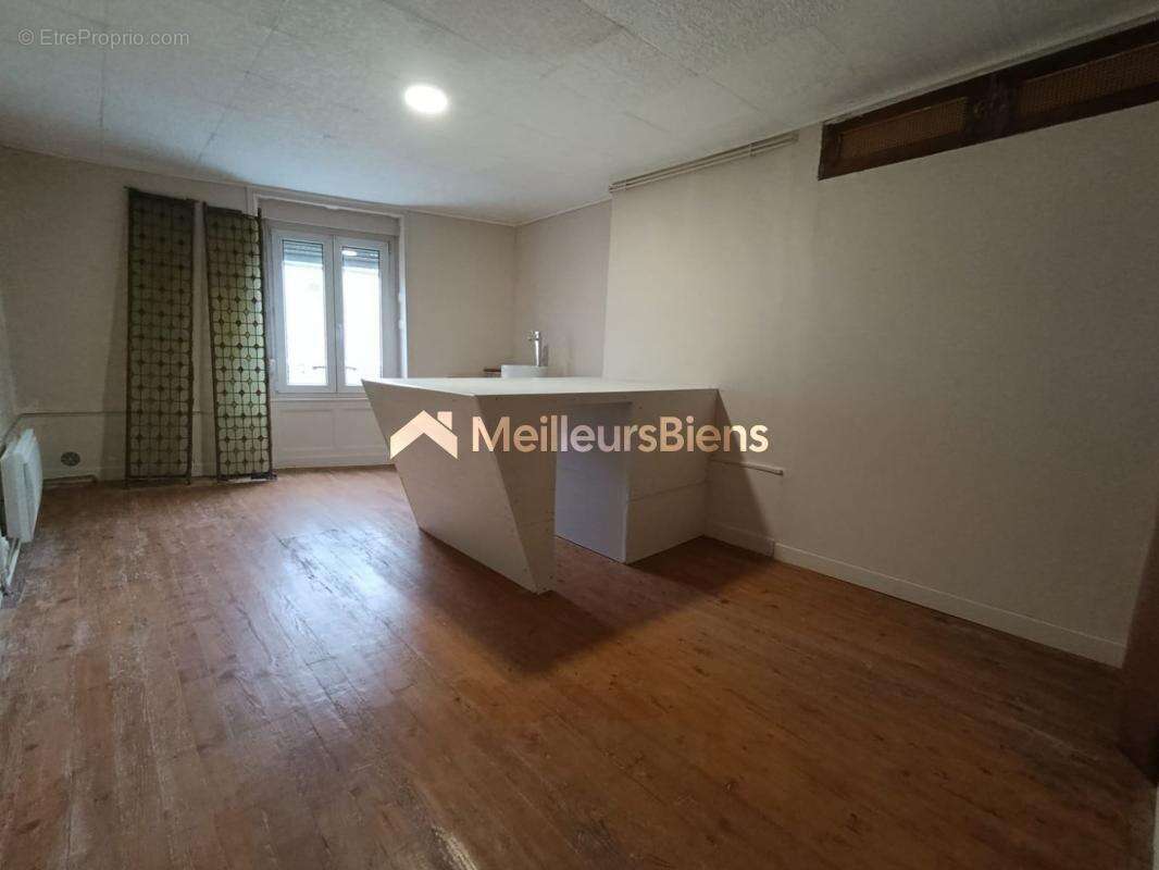 Maison à BOURBONNE-LES-BAINS