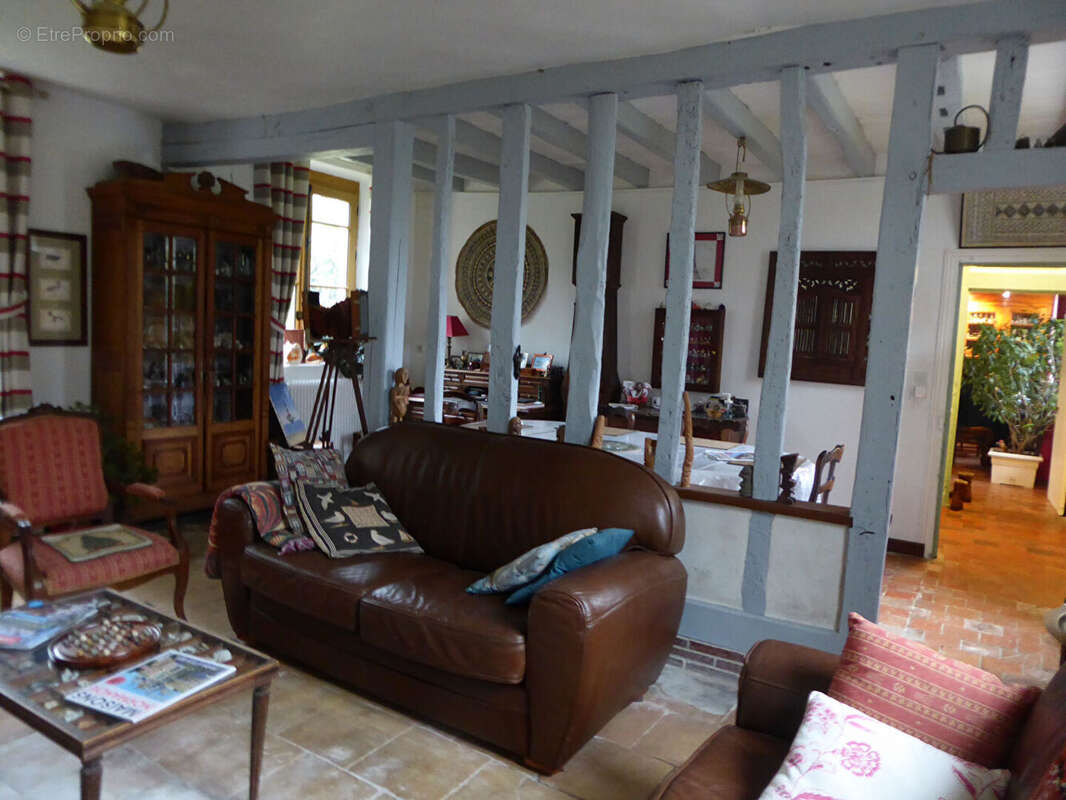 Maison à PONT-L'EVEQUE
