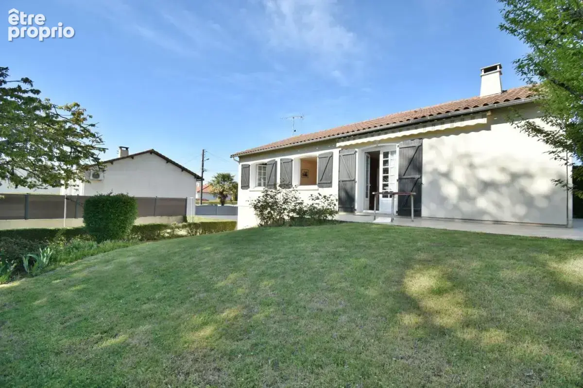 Maison 5 pièces 122 m² à vendre à Cholet (49300) - photo 2