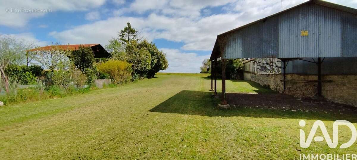 Photo 2 - Terrain à NERE