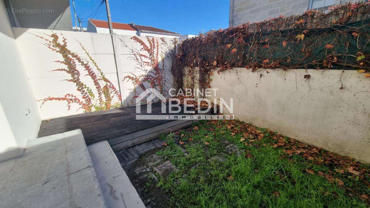 Appartement à BORDEAUX