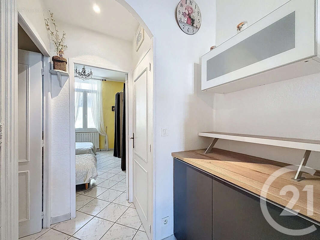 Appartement 97 m² à Sete  - photo 14