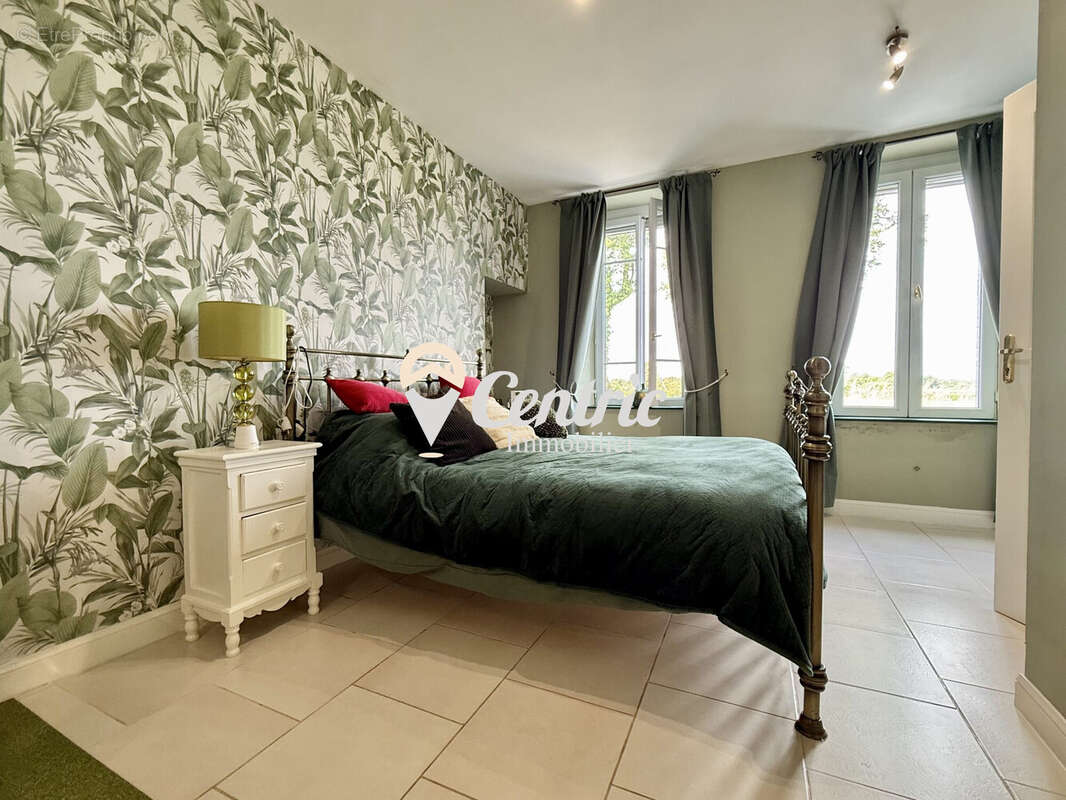 Maison à CLESSE