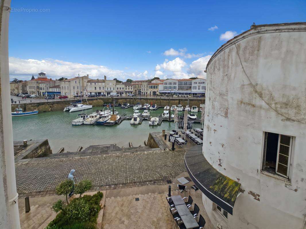 Appartement à SAINT-MARTIN-DE-RE