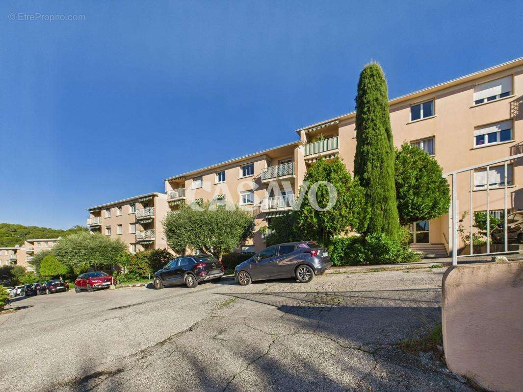 Appartement à LE CANNET