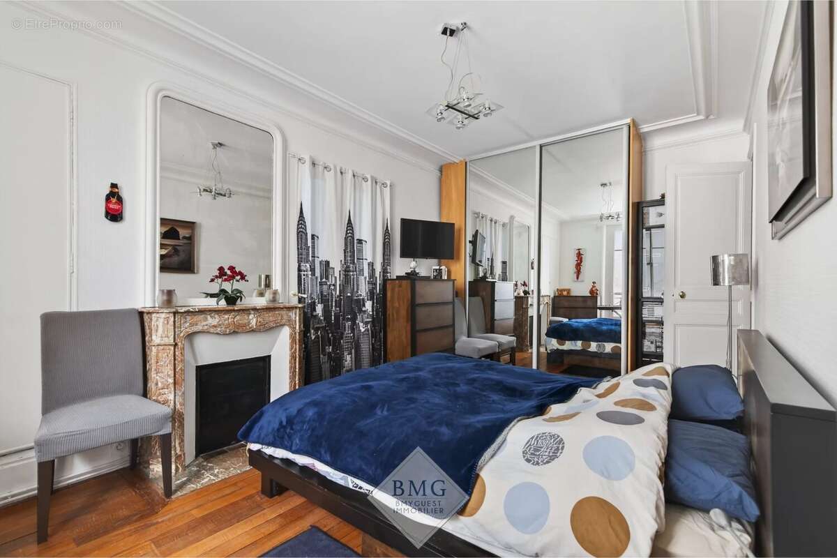 Appartement à PARIS-9E