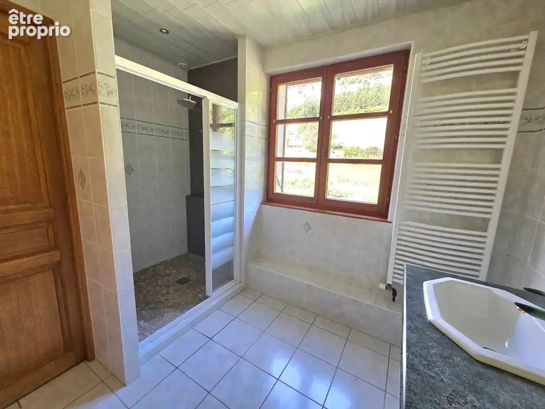 Maison 9 pieces 206m² sur 13.91 ares 299000 euros - photo 8