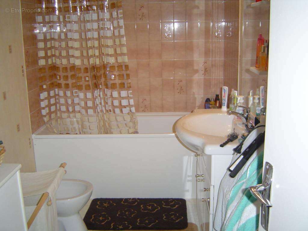 Appartement 54 m² à Orbec  - photo 8
