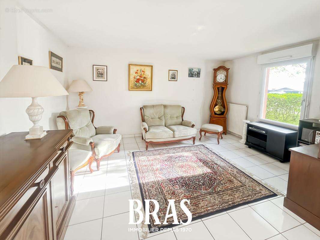 Appartement à LE POULIGUEN