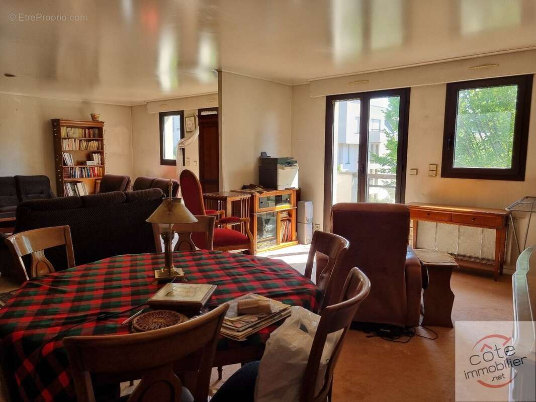 Appartement à BOURG-LA-REINE