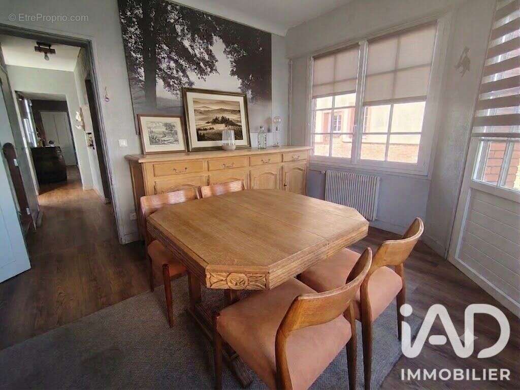 Maison 140 m² à Etreville  - photo 2