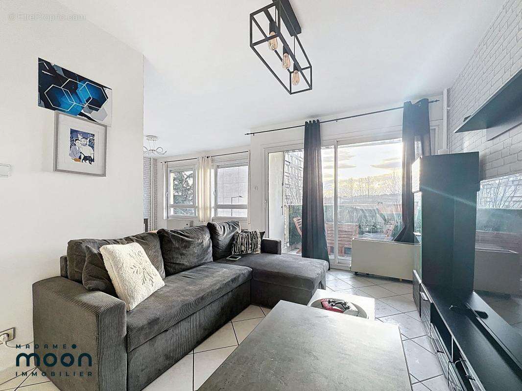 Appartement à OULLINS