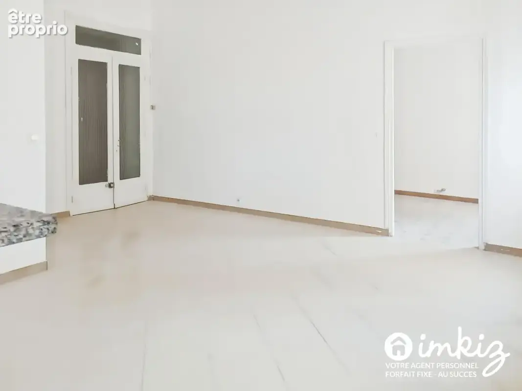 T4 de 80 m² repeint, gros potentiel - photo 4