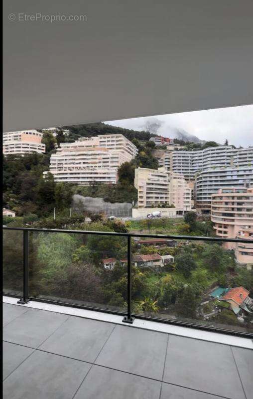 Appartement à BEAUSOLEIL