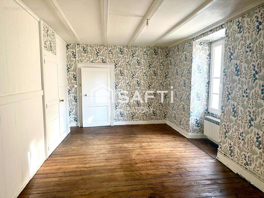 Maison 292 m² à L'hermenault  - photo 7