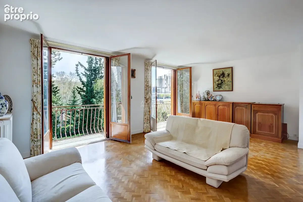 CHAVILLE - Beau Duplex traversant avec balcon en dernier étage et vue sur jardin - photo 15