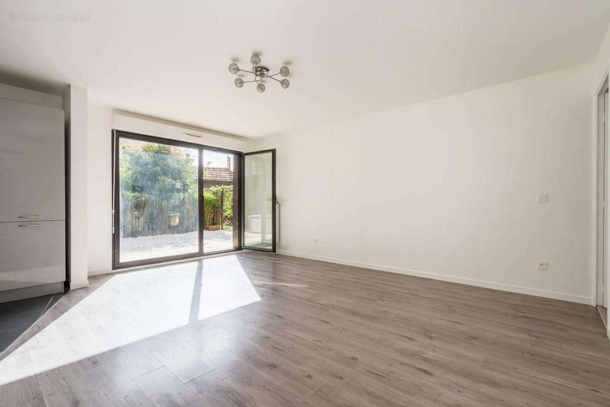 Appartement à MONTREUIL