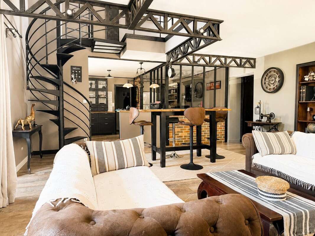 Maison 164 m² à Noyal-Muzillac  - photo 4