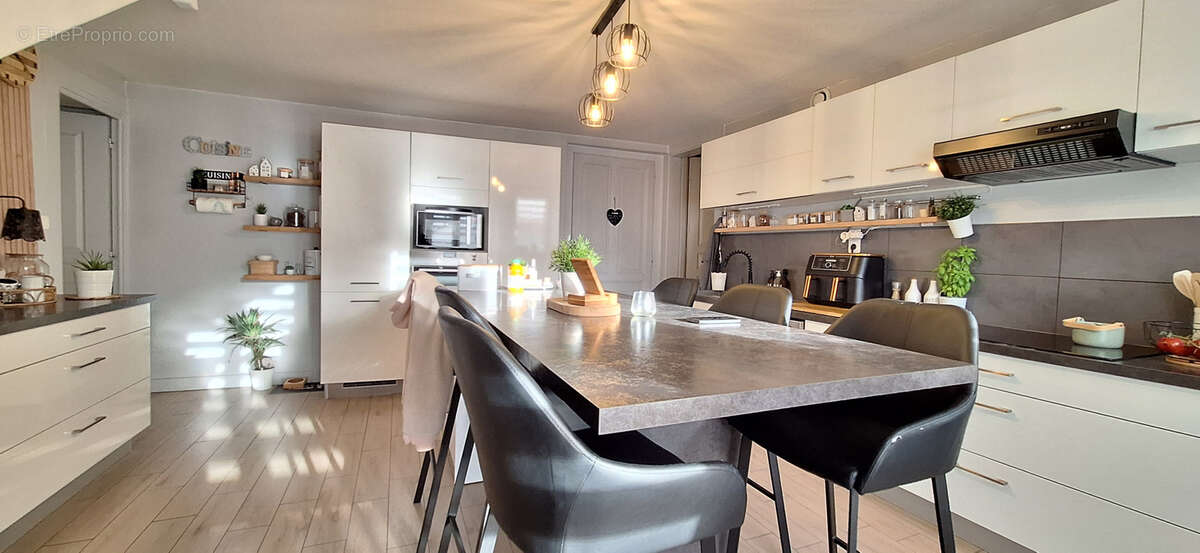 Maison à DOMPIERRE-LES-TILLEULS