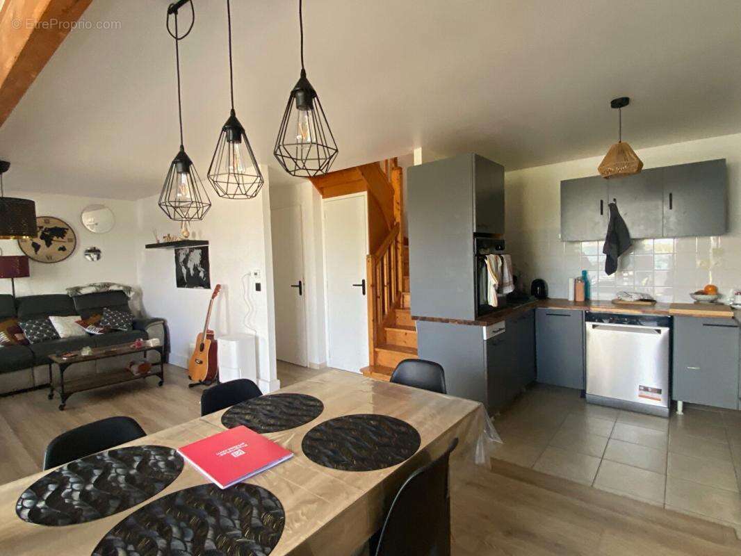 Maison à SAINTE-PAZANNE