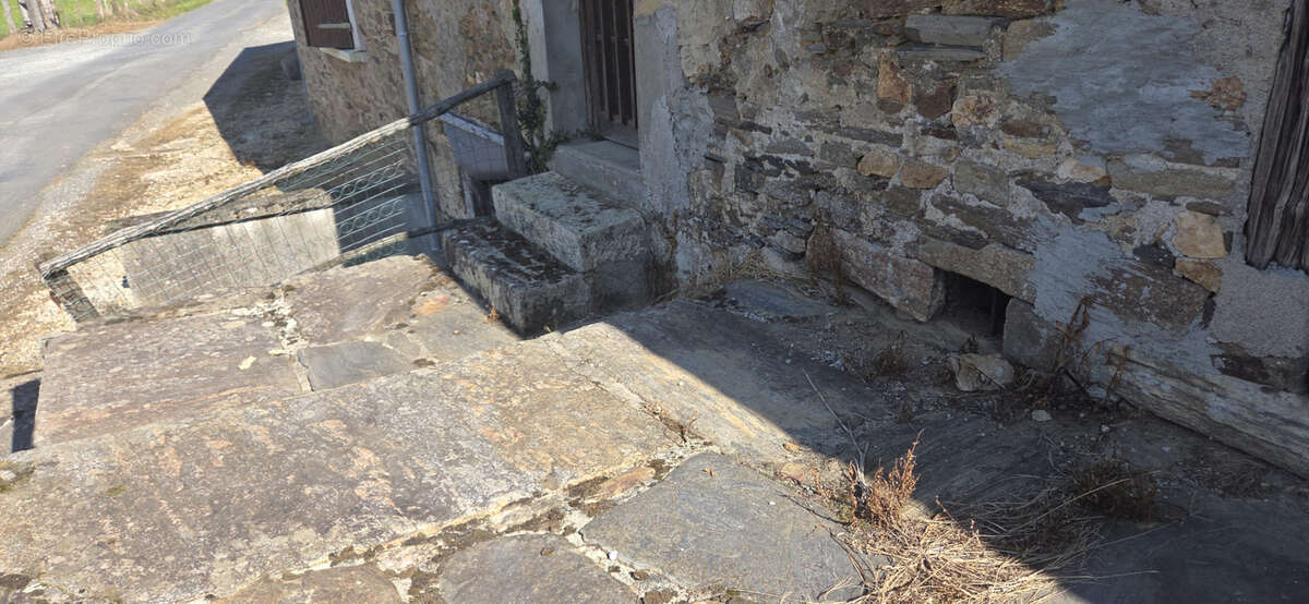 Maison à BEYSSENAC