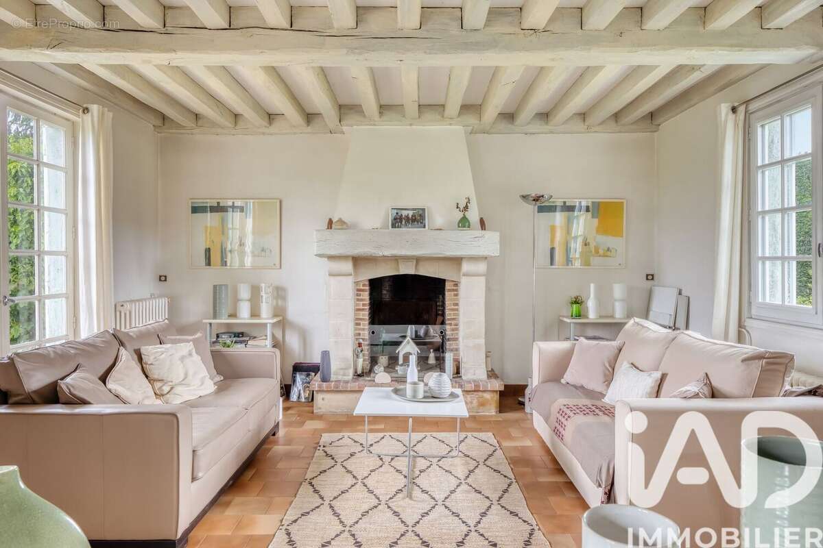 Maison 137 m² à Saint-Gatien-Des-Bois  - photo 3